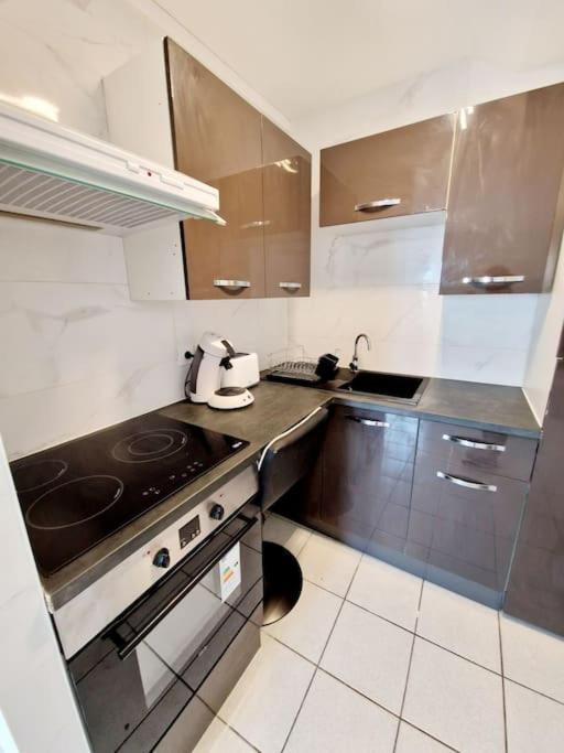 ואלנס Agreable Appartement T2 Centre Ville מראה חיצוני תמונה