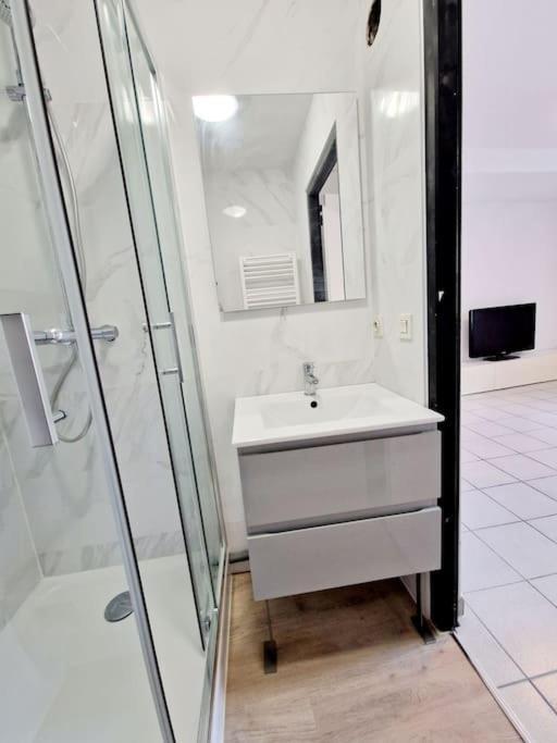 ואלנס Agreable Appartement T2 Centre Ville מראה חיצוני תמונה
