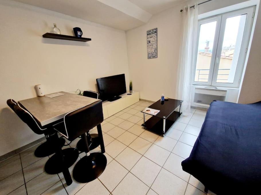 ואלנס Agreable Appartement T2 Centre Ville מראה חיצוני תמונה
